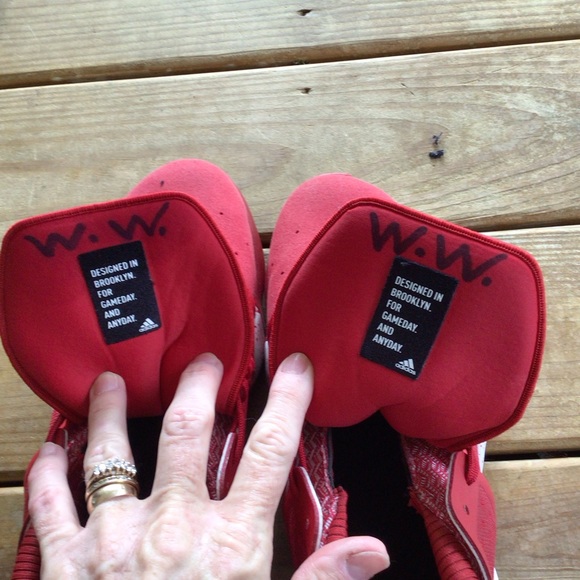 ADIDAS 11222RED HI TOPS SZ 13.5 UNWORN CONDITION BASKETBALL SHOES - Picture 7 of 8